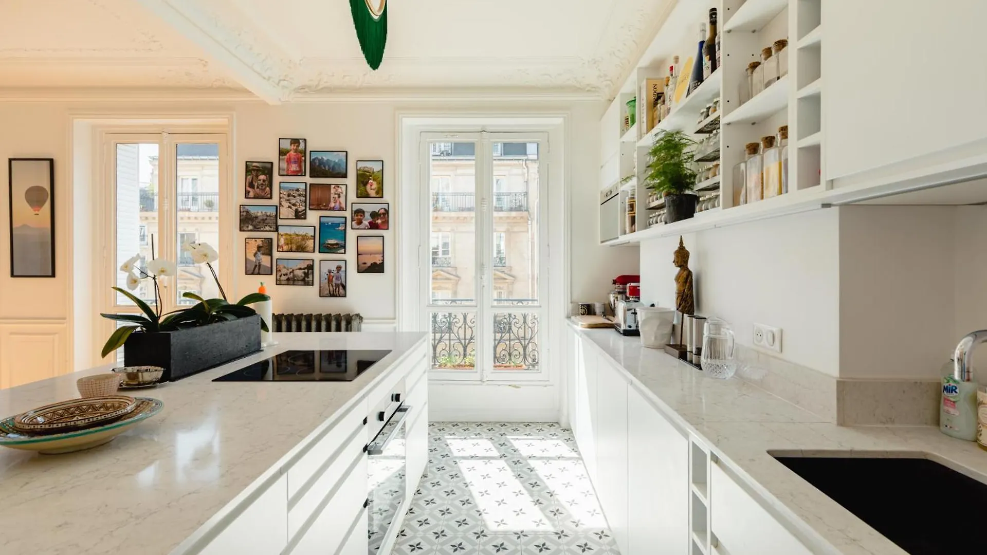 Luxury 1 Bedroom 700ft2 Montorgueil/leshalles Paris
