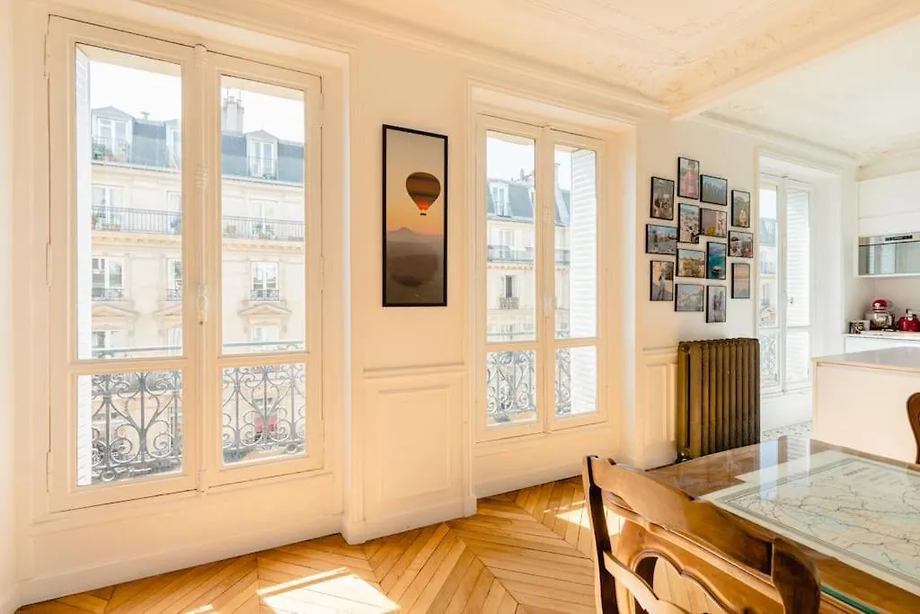 Luxury 1 Bedroom 700ft2 Montorgueil/leshalles شقة *