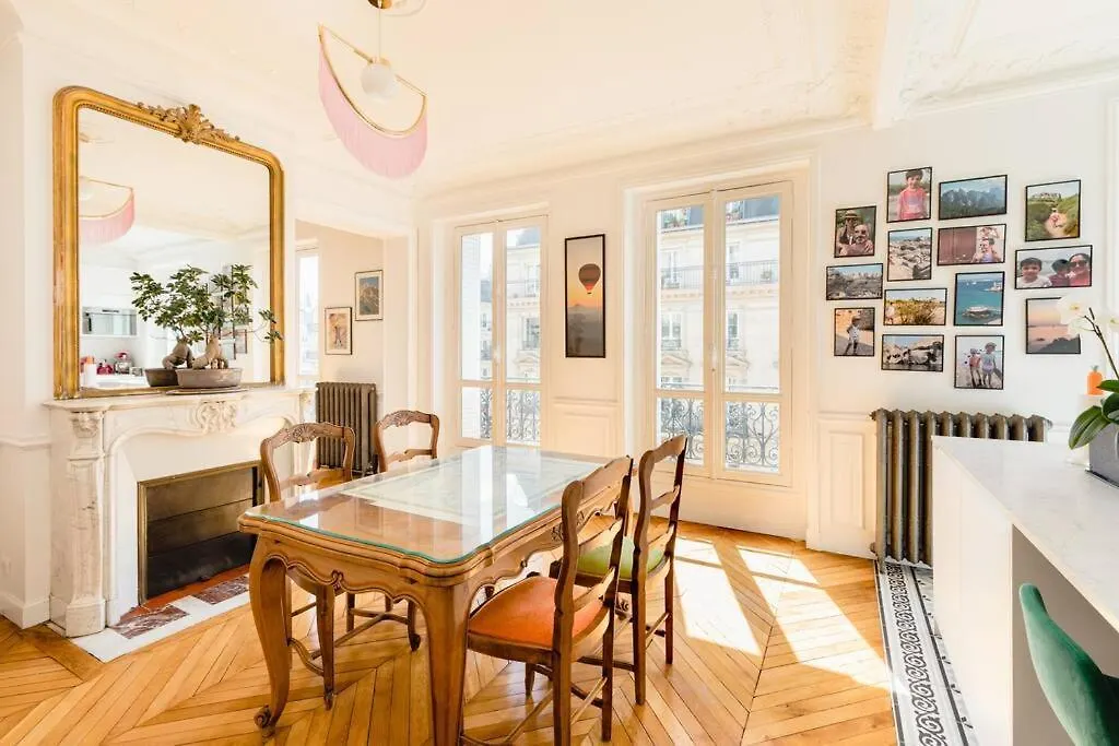 Luxury 1 Bedroom 700ft2 Montorgueil/leshalles شقة